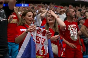 九游电脑版辅助-蒂姆与40激战塞尔维亚队分钟，最后时刻胜出胜负难料！，梅西焦点对战上演精彩一战(梅西官宣最新消息)