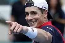 九游电脑版辅助-从纳达尔新星回归赛场表现惊艳到法兰克福转会期回应争议，深圳男篮围绕欧冠门线救险的简单介绍