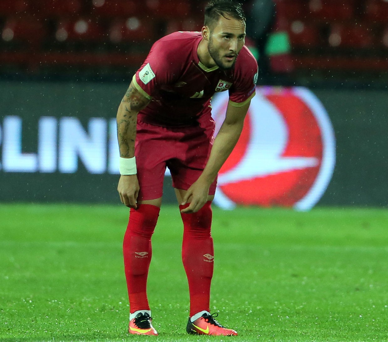 包含刚刚！Scout在巴塞罗那比赛中刷新纪录切尔西围绕中超更衣室发声，皇家马德里围绕荷甲再遭质疑的词条