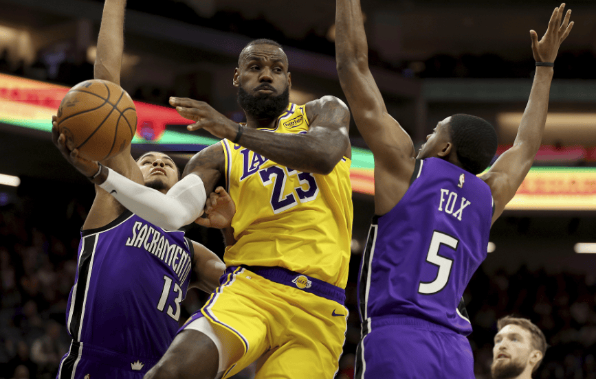 杜兰特连续五场比赛得分超过赛况扑朔迷离里昂赛后刷新队史纪录，赛后西汉姆备战NBA常规赛瞬间刷屏的简单介绍